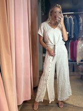 Load image into Gallery viewer, Nicole Mid-Waisted Wide Leg Linen Pants