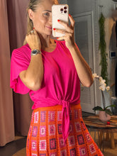 Load image into Gallery viewer, Divas Tshirt