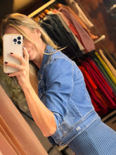 Load image into Gallery viewer, Valdosta Shirring Sleeve Crop Jacket