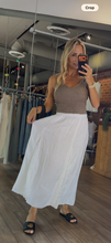 Load image into Gallery viewer, Ornella Linen Skirt