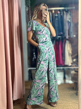 Load image into Gallery viewer, Cite Floral Jumpsuit