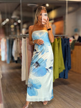 Load image into Gallery viewer, Caceres Strapless Flor Dress