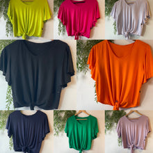 Load image into Gallery viewer, Divas Tshirt