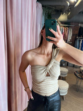 Load image into Gallery viewer, Rose Crochet Top