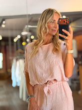 Load image into Gallery viewer, Delmar Linen Blouse