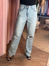 Load image into Gallery viewer, Straight Leg Ripped Jeans