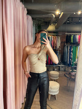 Load image into Gallery viewer, Rose Crochet Top