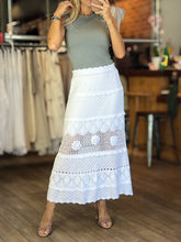 Load image into Gallery viewer, Petunia Crochet Skirt