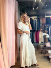 Load image into Gallery viewer, Sonia Extra Wide Linen Pants
