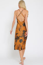 Load image into Gallery viewer, Cabuyaro Midi Dress