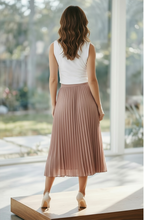 Load image into Gallery viewer, Cynthia Pleated Skirt