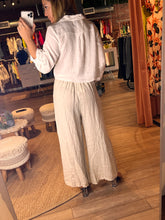 Load image into Gallery viewer, Nicole Mid-Waisted Wide Leg Linen Pants