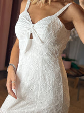 Load image into Gallery viewer, Nepal Lesie Dress