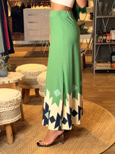 Load image into Gallery viewer, Germany Fluity Skirt (SPF 50+)