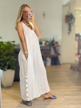 Load image into Gallery viewer, Elena Solid Color Linen Jumpsuit