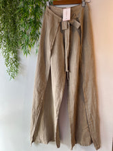 Load image into Gallery viewer, Ostuni Linen Pants
