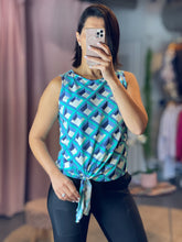 Load image into Gallery viewer, Washington Fluity Top (SPF +50)