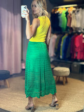 Load image into Gallery viewer, Brasil Crochet Crop Top