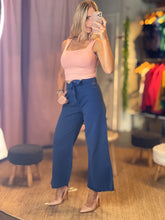 Load image into Gallery viewer, Crop Wide Leg Pants
