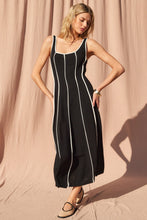 Load image into Gallery viewer, Dafne Linen Midi Dress
