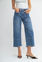 Load image into Gallery viewer, Sondrio Wide Leg Jeans
