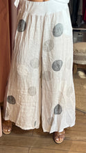 Load image into Gallery viewer, Alice Polka Dot Linen Pants

