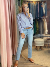 Load image into Gallery viewer, Amoires Low-Rise Straight Cut Jeans
