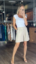 Load image into Gallery viewer, Isla Linen Shorts

