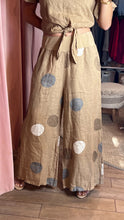 Load image into Gallery viewer, Alice Polka Dot Linen Pants
