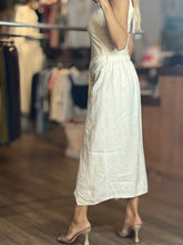 Load image into Gallery viewer, Lola Pencil Linen Skirt
