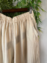 Load image into Gallery viewer, Lucca Linen Pants
