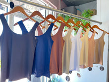 Load image into Gallery viewer, Cassis SPF 80+ Tank Top
