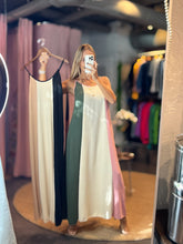 Load image into Gallery viewer, Tricolor Maxi Dress
