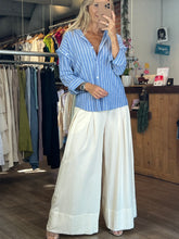 Load image into Gallery viewer, Stacy Button Up Shirt + Removable Sleeves
