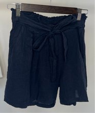 Load image into Gallery viewer, Lulu Linen Shorts
