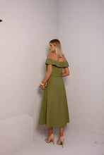 Load image into Gallery viewer, Arley Skirt and Top Set
