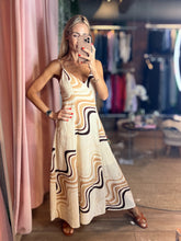 Load image into Gallery viewer, Thais Summer Dress
