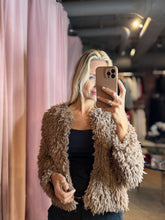 Load image into Gallery viewer, Nieve Long Sleeve Faux Fur Jacket
