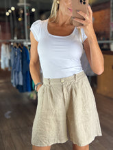 Load image into Gallery viewer, Isla Linen Shorts
