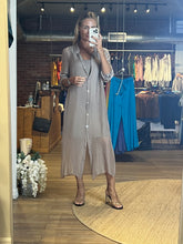 Load image into Gallery viewer, Maribel Silk Dress (2 pieces)
