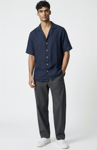 Load image into Gallery viewer, Matteo Linen Shirt
