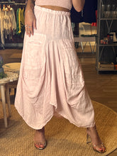 Load image into Gallery viewer, Janina Linen Skirt - One Size

