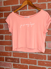 Load image into Gallery viewer, Princesa Crop T-shirt - Multiple Prints
