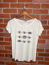 Load image into Gallery viewer, Princesa T-shirt - Multiple Prints
