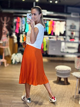 Load image into Gallery viewer, Biarritz Pleated Skirt
