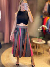 Load image into Gallery viewer, Natalia Multicolored Skirt (one size)
