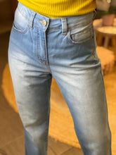 Load image into Gallery viewer, Wide Leg Mid Waist Jeans Pants

