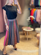 Load image into Gallery viewer, Natalia Multicolored Skirt (one size)
