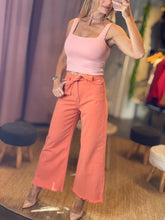 Load image into Gallery viewer, Crop Wide Leg Pants
