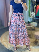 Load image into Gallery viewer, Printed Long Skirt 
